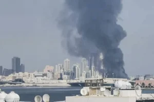 Kuwait, Emiratos y Baréin dicen que han interceptado ataques aéreos procedentes de Irán