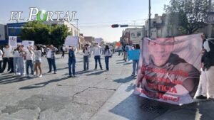 Familiares exigen avances en investigación por asesinato de estudiante en San Luis Potosí