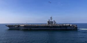 EE.UU. prepara un plan de seguros para barcos que atraviesen el estrecho de Ormuz, dice el secretario de Transporte