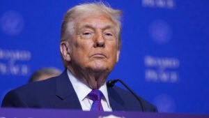 Trump dice que accedió a “hablar” a petición de Irán