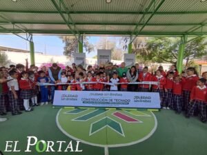Alcalde Navarro inaugura techado en la primaria “José María Morelos y Pavón”