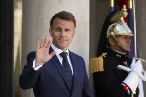 Macron anuncia una conferencia internacional en los próximos días para desbloquear Ormuz