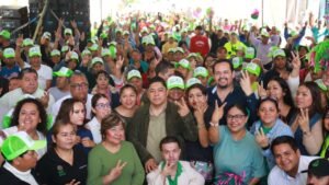 Ricardo Gallardo enchula Colonia Colorines