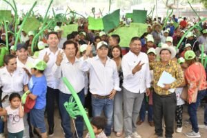 Ricardo Gallardo inicia pavimentación de calles en el rosario, Villa de Reyes