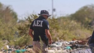 ¿Agentes de la CIA se fotografiaron en narcolaboratorio de Chihuahua? Fiscalía aclara la imagen