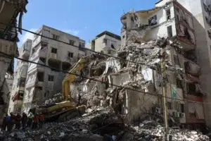 Al menos 10 muertos en ataques de Israel en el sur del Líbano, en medio de las conversaciones