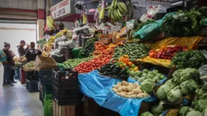 Estos Son los 24 Productos de la Canasta Básica que Cuestan 900 Pesos: Profeco Comparte Lista