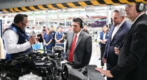 Ricardo Gallardo impulsa la producción laboral en San Luis Potosí