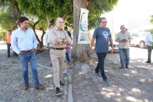 Alcalde Galindo anuncia nuevo alumbrado para colonia Bugambilias
