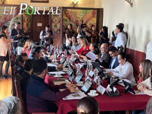 Cabildo de San Luis Potosí da luz verde a convenio para impulsar tren de pasajeros