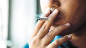El humo del tabaco provoca casi 1.7 millones de muertes al año