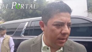 San Luis Potosí prepara ley para regular uso de celulares en escuelas