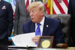 Trump rechaza haber ofrecido concesiones económicas a Irán para avanzar en acuerdo nuclear