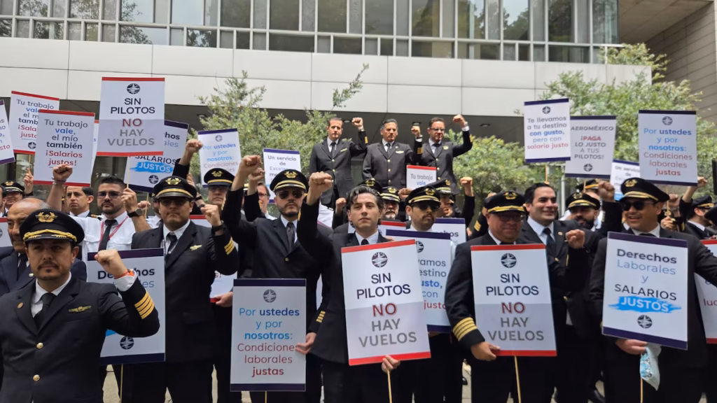 Pilotos de Aeroméxico rechazan aumento de 3.2%: ¿habrá huelga el 1 de octubre?