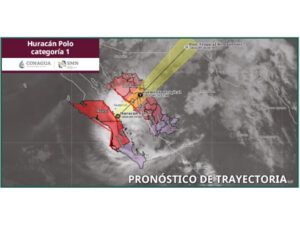 Huracán Polo impacta Baja California Sur con vientos de hasta 205 km/h