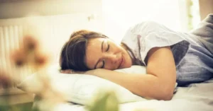 ¿Por qué te da sueño a las 3 de la tarde? Esto dice la ciencia