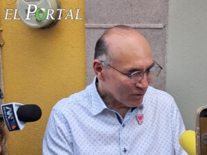 Galindo exige aclarar presunto doble cobro del presidente del Congreso y pide investigar el caso