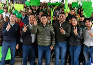 Gobernador Ricardo Gallardo entrega nuevas calles en Villa de Reyes