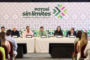 Ricardo Gallardo instruye a su gabinete a rendir cuentas claras ante el Congreso por el Quinto Informe