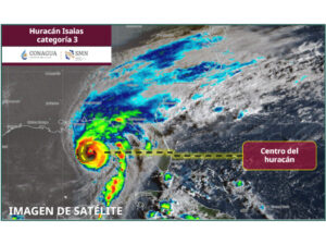 Huracán Isaias alcanza categoría 3 en el Golfo de México y mantiene lluvias en la península de Yucatán (trayectoria)