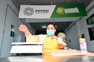 Sedesore alista tortillerías subsidiadas, cisternas y despensas para familias potosinas